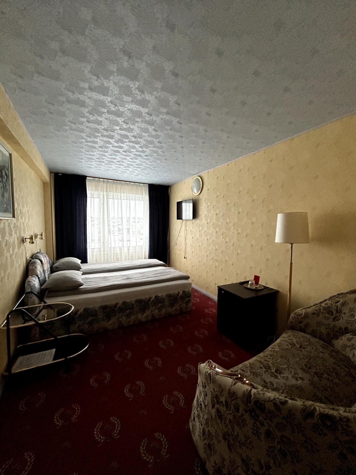 Hotel Talsi Exterior photo